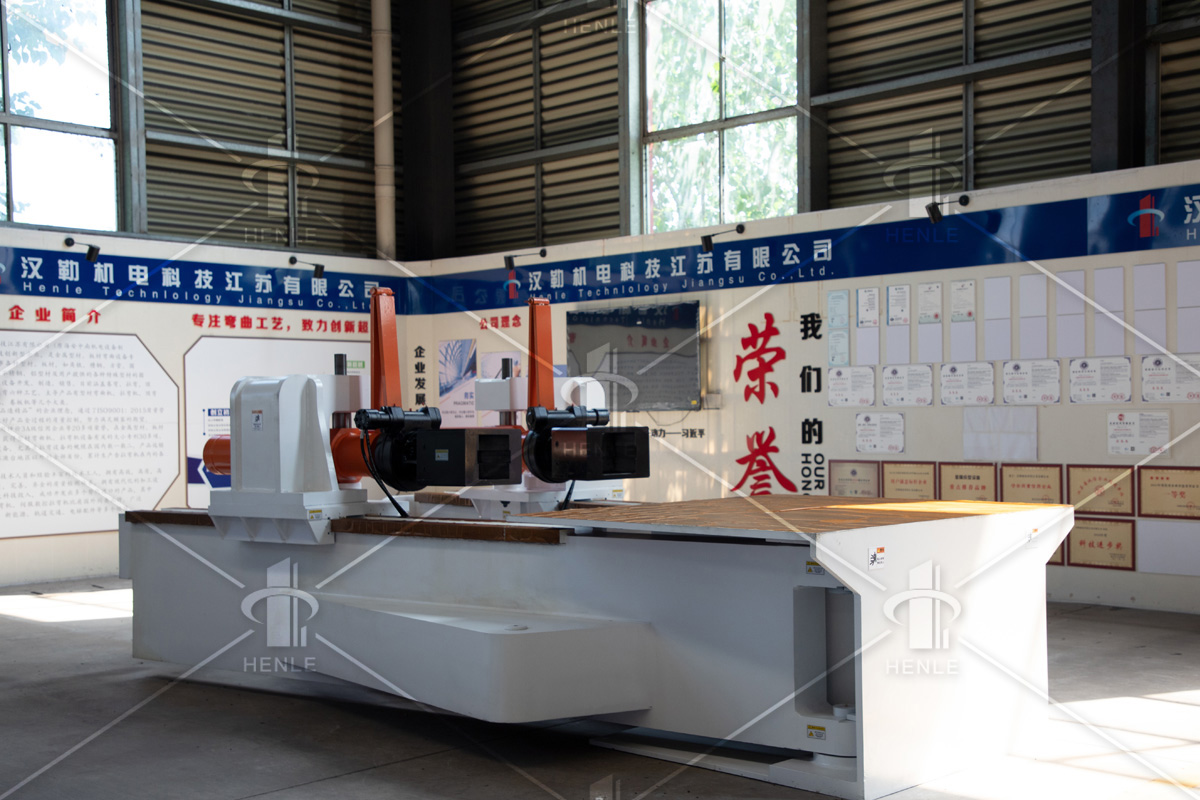 【知識(shí)說(shuō)明】什么是數(shù)控拉彎?rùn)C(jī)，六大優(yōu)勢(shì)特點(diǎn)